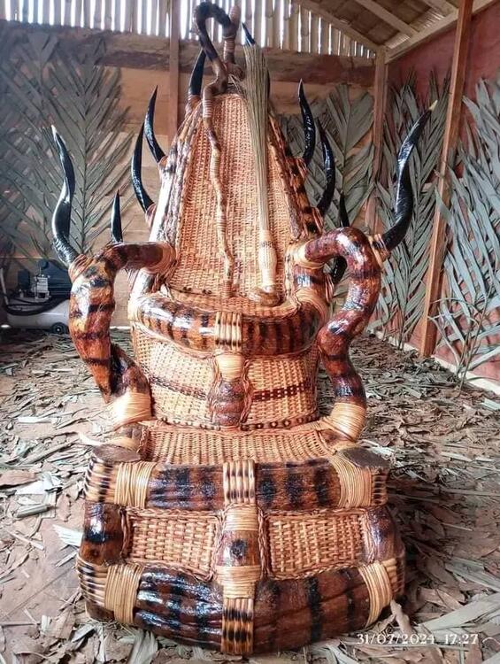 jɨ njʉʉ bʉ̂r