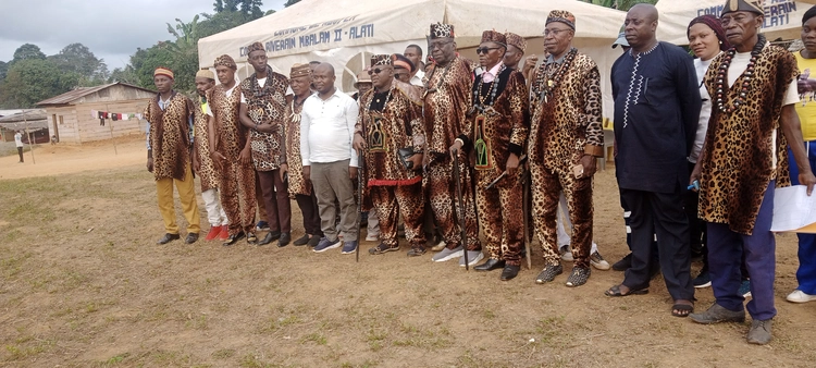 Bé méntɨ́mantɨ́